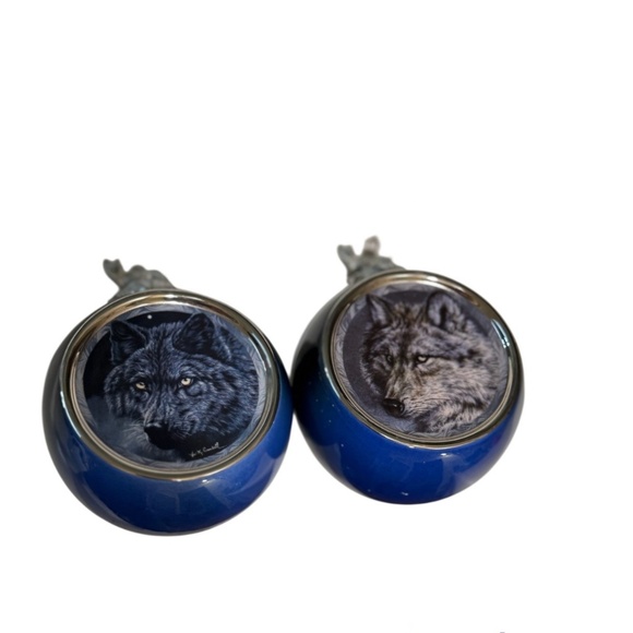 Bradford Exchange Wolf Series Ornaments - Picture 9 of 11